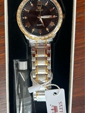 OLEVS Two-Tone Gold and Silver Men's Quartz Watch with Black Dial